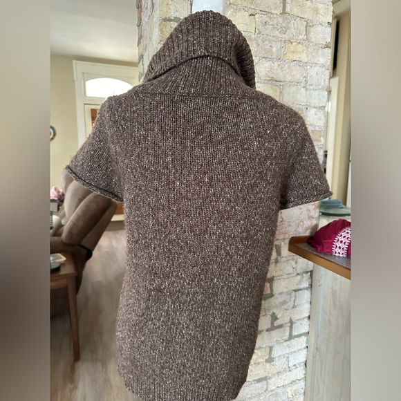 BCBG short sleeve sweater - Picture 5 of 5